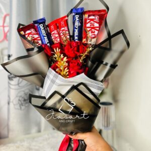 Chocolate flower bouquet in black and red combo