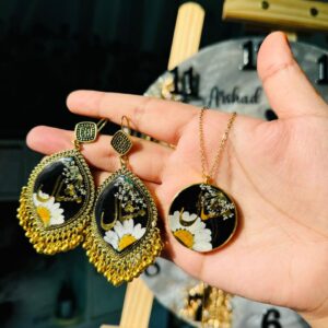 Resin Earings and pendent in black Color|| Resin Jewellery